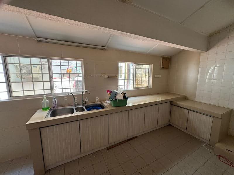 2-storey Terraced House for Sale in Usj 5 (Subang Jaya) - Pearly Gan - Kitchen - PropertyGuru.com.my