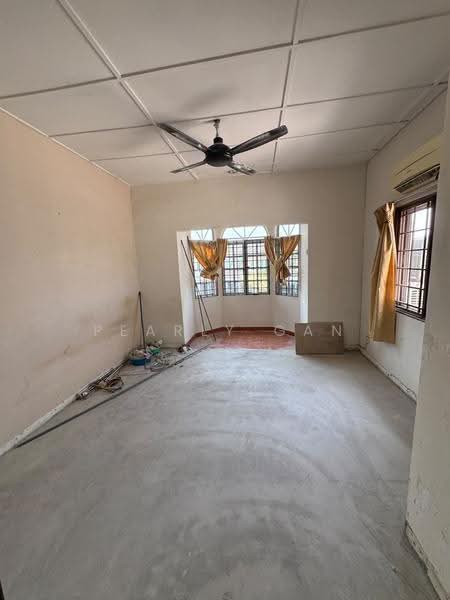 2-storey Terraced House for Sale in Usj 5 (Subang Jaya) - Pearly Gan - Living Room - PropertyGuru.com.my