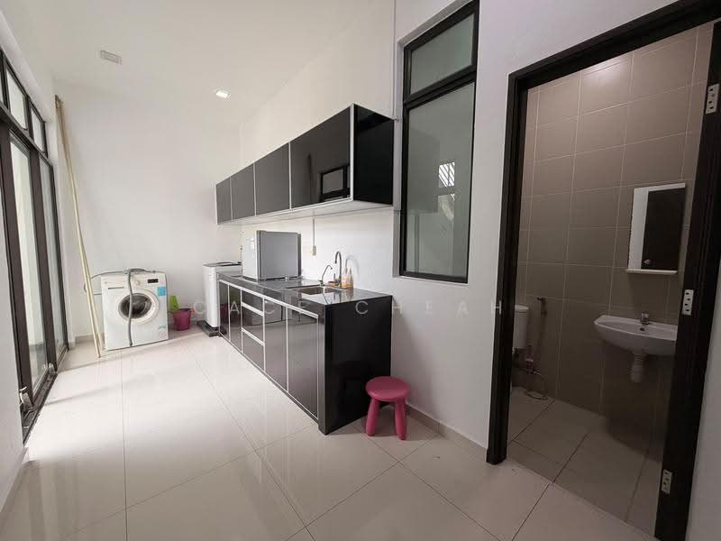 Semi-Detached House for Rent in Iskandar Puteri (Nusajaya) (Johor) - Cace Cheah - Kitchen - PropertyGuru.com.my