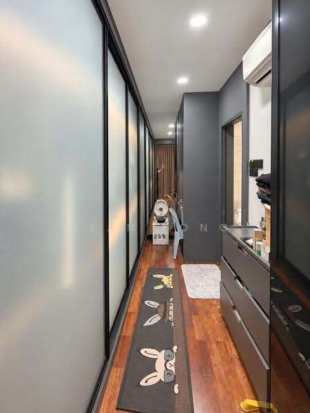 Rumah Teres 2.5-Tingkat untuk Dijual di Sungai Buloh (Selangor) - Sean Yong - Corridor - PropertyGuru.com.my