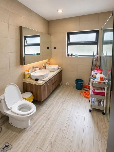 Rumah Teres 2.5-Tingkat untuk Dijual di Sungai Buloh (Selangor) - Sean Yong - Bathroom - PropertyGuru.com.my