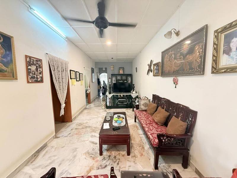 Rumah Teres 1-Tingkat untuk Dijual di Taman Pandan Jaya (Ampang) - Prem Kumar - Living Room - PropertyGuru.com.my