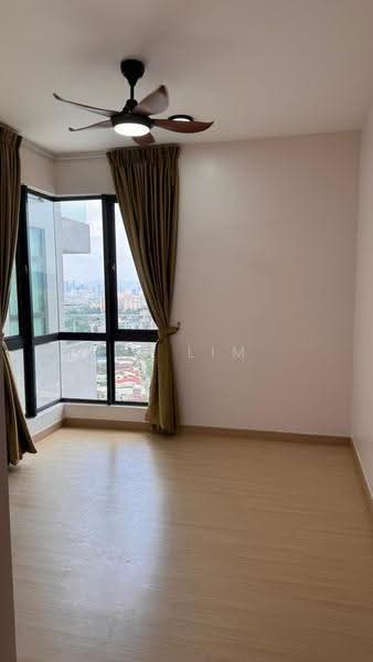 Kondominium untuk Disewa di Brezza Hill - JJ Lim - View - PropertyGuru.com.my