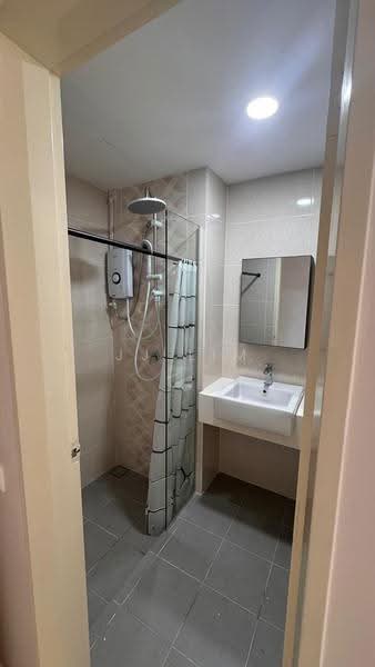 Kondominium untuk Disewa di Brezza Hill - JJ Lim - PropertyGuru.com.my