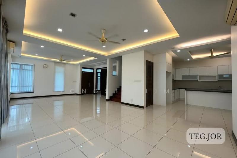 Rumah Berkembar untuk Dijual di Setia Eco Park (Setia Alam) - Yongsen Lim - Living Room - PropertyGuru.com.my