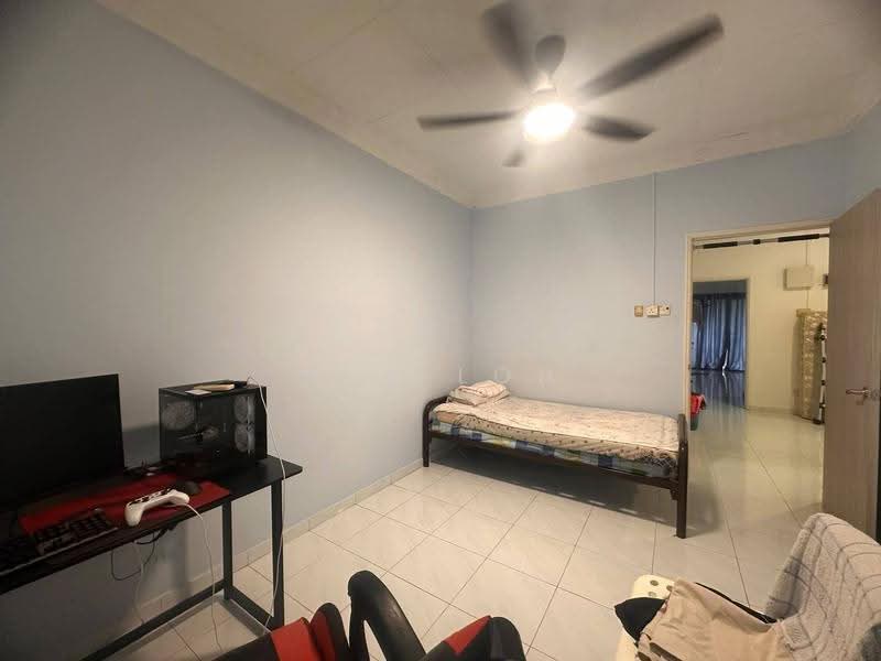 Rumah Teres 2-Tingkat untuk Dijual di Bandar Baru Permas Jaya (Permas Jaya) - Max Loh - Bedroom - PropertyGuru.com.my