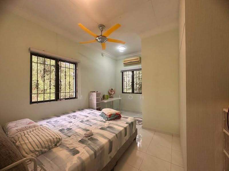 Rumah Teres 2-Tingkat untuk Dijual di Bandar Baru Permas Jaya (Permas Jaya) - Max Loh - Bedroom - PropertyGuru.com.my