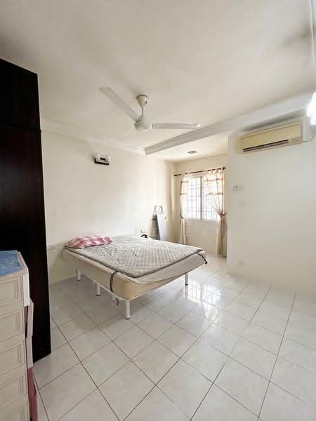 Pangsapuri untuk Disewa di Sri Impian Apartment - A Ee Ee - Bedroom - PropertyGuru.com.my