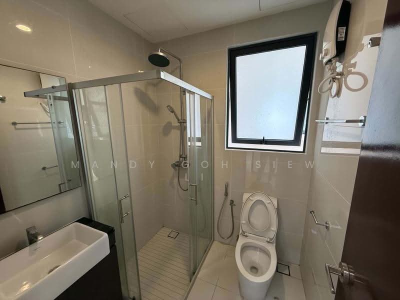 Condominium for Rent at Amberside @ Country Garden Danga Bay - Mandy Goh Siew Li - Bathroom - PropertyGuru.com.my