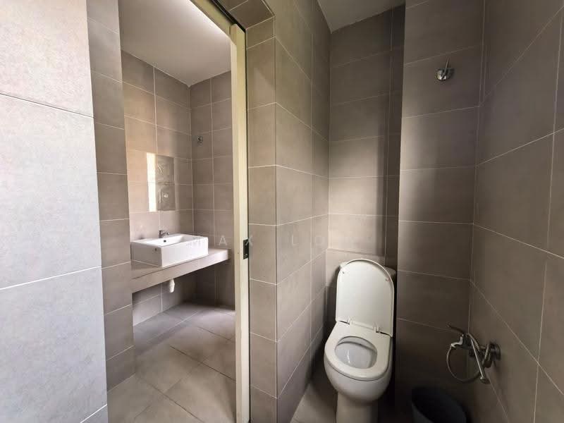2-storey Terraced House for Rent in Dengkil (Selangor) - Max Low - Bathroom - PropertyGuru.com.my