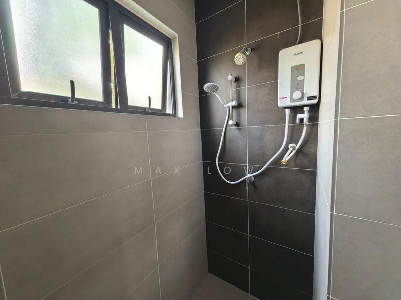 2-storey Terraced House for Rent in Dengkil (Selangor) - Max Low - Bathroom - PropertyGuru.com.my