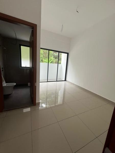 4-storey Terraced House for Sale in Damansara Perdana (Selangor) - Belle Low - Bathroom - PropertyGuru.com.my