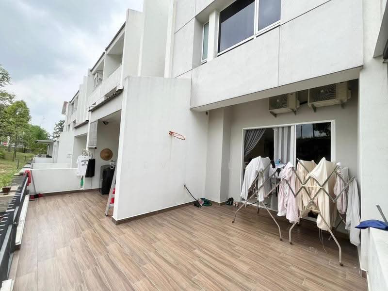 3-storey Terraced House for Sale in Tamansari (Rawang) - Steven Lee - Exterior - PropertyGuru.com.my