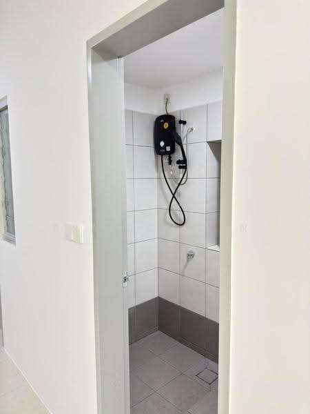 Condominium for Rent at MiNest Residence - Braedon Tan - Bathroom - PropertyGuru.com.my