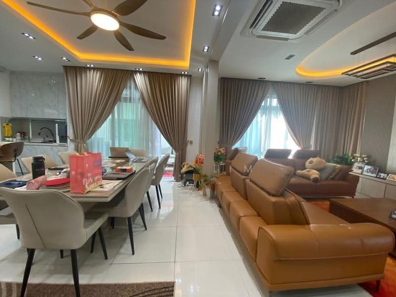 Cluster House for Sale in Iskandar Puteri (Nusajaya) (Johor) - Yiky Lim - Living Room - PropertyGuru.com.my