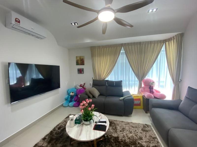 Cluster House for Sale in Iskandar Puteri (Nusajaya) (Johor) - Yiky Lim - Living Room - PropertyGuru.com.my