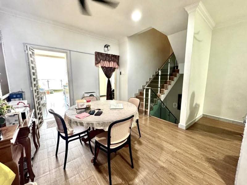 2.5-storey Terraced House for Sale in Ukay Perdana (Ulu Kelang) - Shafiq Amerudin - Dining Room - PropertyGuru.com.my