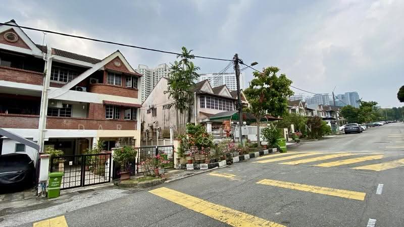 2-storey Terraced House for Sale in Taman Sri Hartamas (Sri Hartamas) - Darren Kai Xin Ng - Exterior - PropertyGuru.com.my