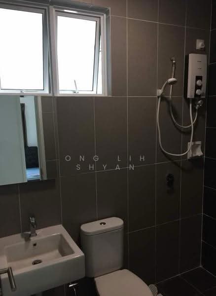 Service Residence for Rent at Skysuites @ Meldrum Hills - Ong Lih Shyan - Bathroom - PropertyGuru.com.my