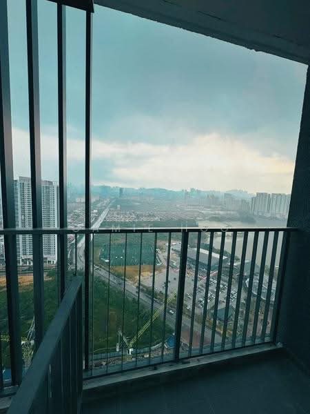 Kediaman Servis untuk Dijual di M Luna - Camie Hoo - Balcony - PropertyGuru.com.my
