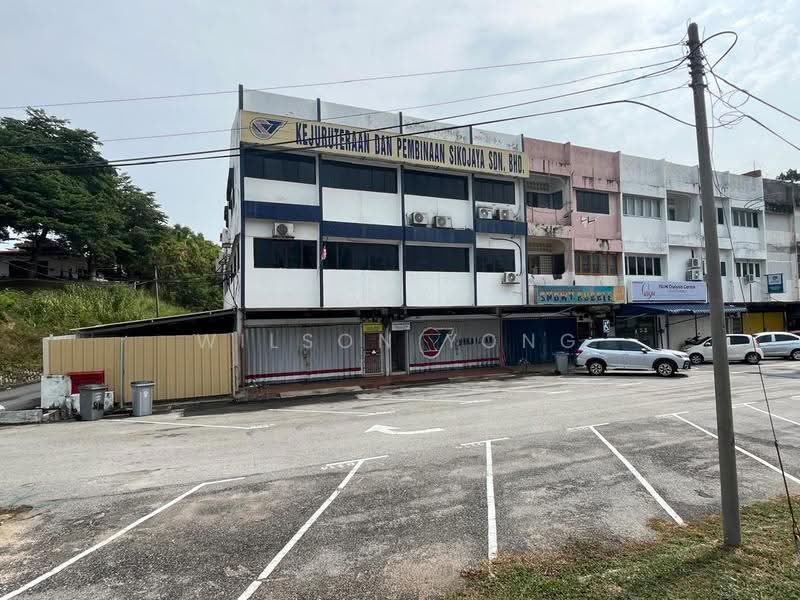 Shop for Sale in Taman Mewah (Port Dickson) - Wilson Yong - Exterior - PropertyGuru.com.my
