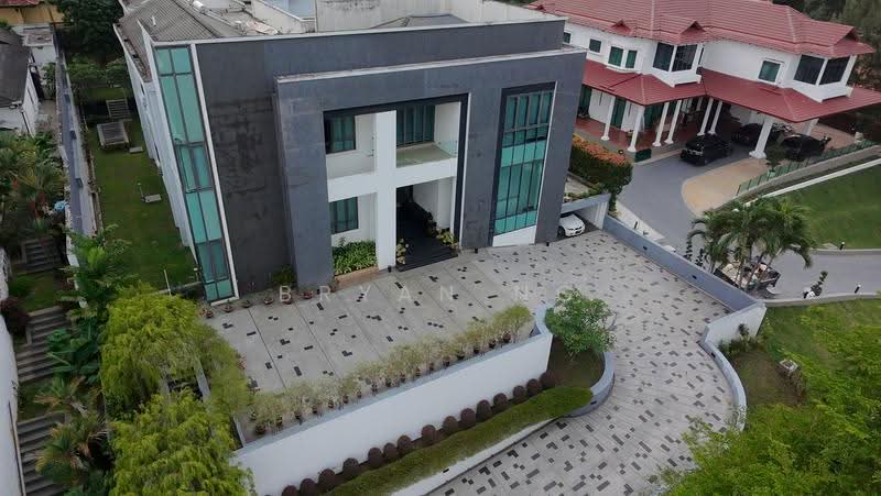 Bungalow House for Sale in Country Heights (Kajang) - Bryan Ng - PropertyGuru.com.my
