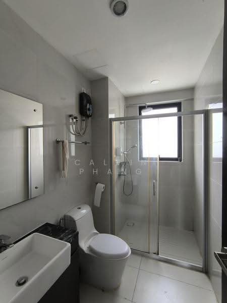 Service Residence for Rent at Bay Point @ Country Garden Danga Bay - Calvin Phang - PropertyGuru.com.my
