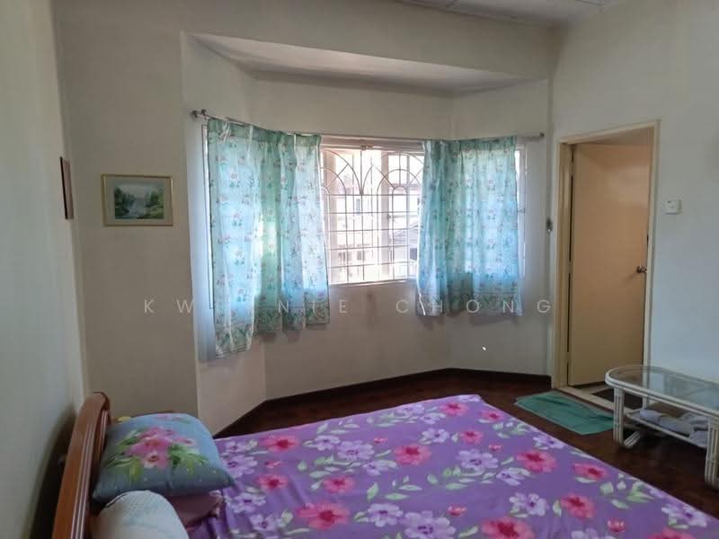 2-storey Terraced House for Sale in Seksyen 27 (Shah Alam) - Kweenie Chong - Bedroom - PropertyGuru.com.my