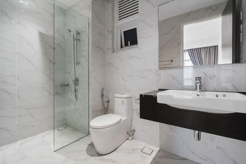 Service Residence for Rent at Met 1 Residences - Lee Jaeyun - Bathroom - PropertyGuru.com.my