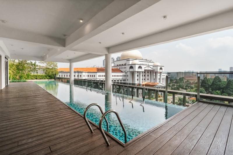 Service Residence for Rent at Met 1 Residences - Lee Jaeyun - Pool - PropertyGuru.com.my