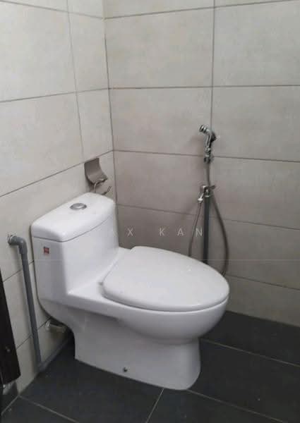 Service Residence for Sale at Molek Regency - Max Kan - Bathroom - PropertyGuru.com.my