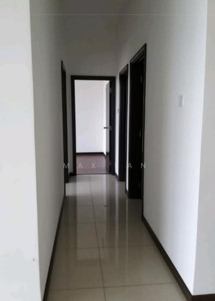 Service Residence for Sale at Molek Regency - Max Kan - Corridor - PropertyGuru.com.my