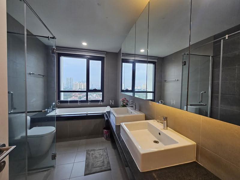Service Residence for Sale at Arnica @ Tropicana Gardens - Stefanie Loh - Bathroom - PropertyGuru.com.my