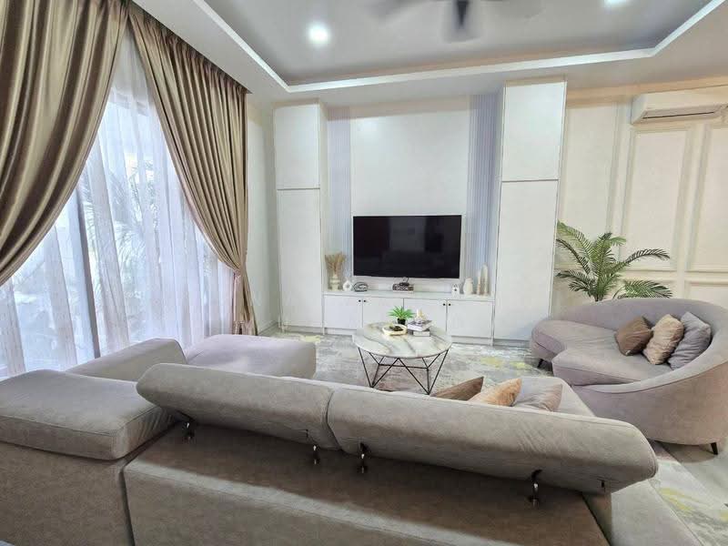 2-storey Terraced House for Sale in Setia Eco Glades (Cyberjaya) - Muna Zawani Muhamad - Living Room - PropertyGuru.com.my