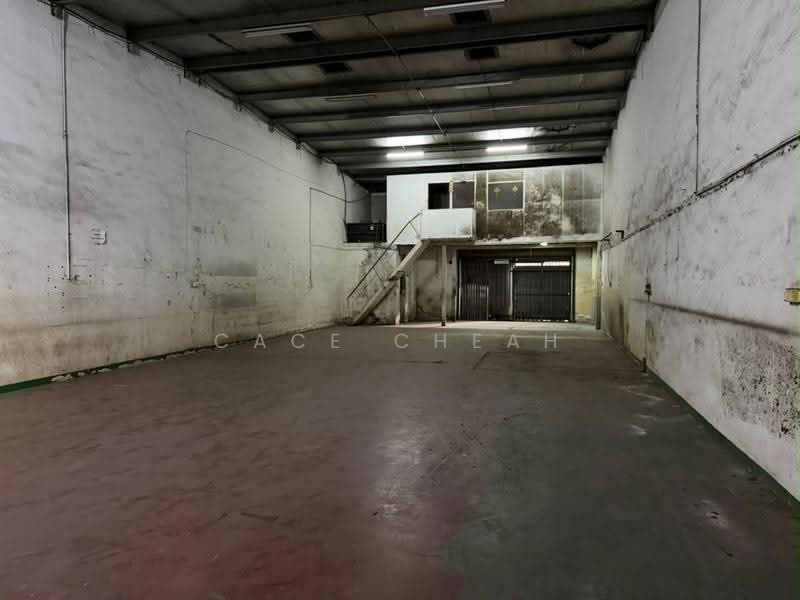 Terrace Factory for Rent in Kawasan Perindustrian Mount Austin (Tebrau) - Cace Cheah - Interior - PropertyGuru.com.my
