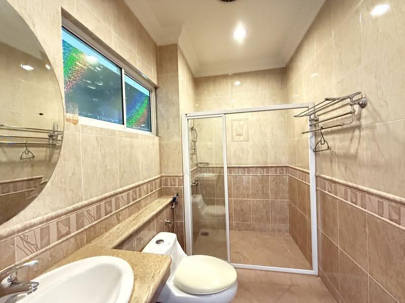 Bungalow House for Sale in Country Heights (Kajang) - Bryan Ng - Bathroom - PropertyGuru.com.my