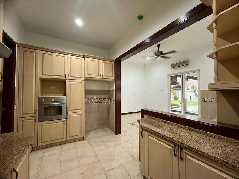 Link Bungalow for Sale in Tropicana (Petaling Jaya) - Tom Yip - Kitchen - PropertyGuru.com.my