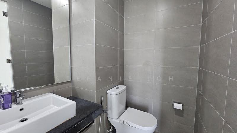 Kediaman Servis untuk Dijual di Arnica @ Tropicana Gardens - Stefanie Loh - Bathroom - PropertyGuru.com.my