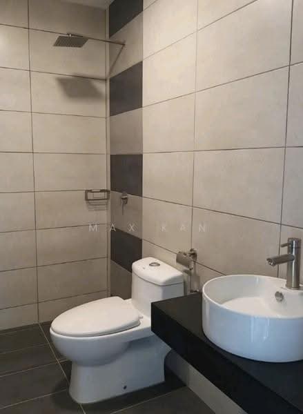 Service Residence for Sale at Molek Regency - Max Kan - Bathroom - PropertyGuru.com.my