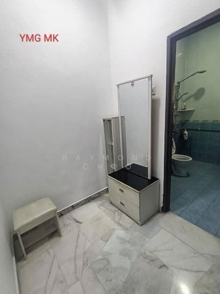 Rumah Teres untuk Dijual di Klang (Selangor) - Raymond Choo - Bathroom - PropertyGuru.com.my