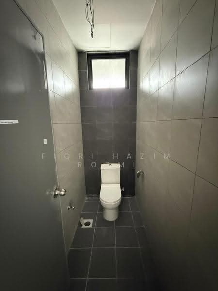 Kedai untuk Disewa di Alam Sari (Bangi) - Fiqri Hazim Rozmi - Bathroom - PropertyGuru.com.my
