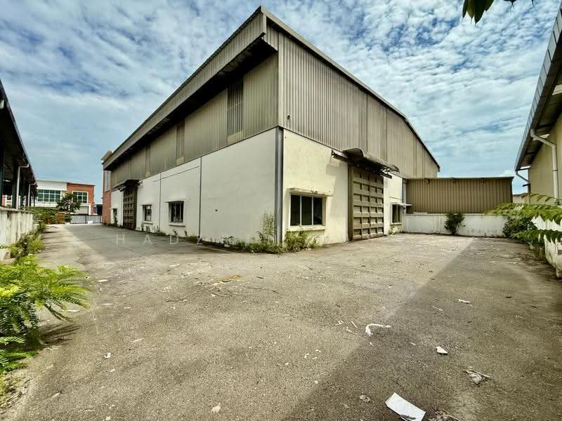Komersial Berkembar untuk Dijual di Rawang Corporate Industrial Park (Rawang) - HADZRIN YUSOF - Exterior - PropertyGuru.com.my