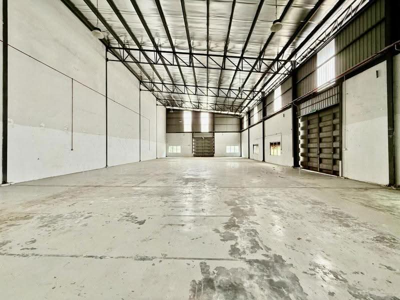 Komersial Berkembar untuk Dijual di Rawang Corporate Industrial Park (Rawang) - HADZRIN YUSOF - Interior - PropertyGuru.com.my