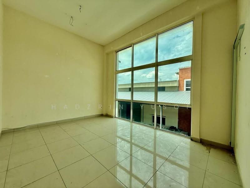 Komersial Berkembar untuk Dijual di Rawang Corporate Industrial Park (Rawang) - HADZRIN YUSOF - PropertyGuru.com.my