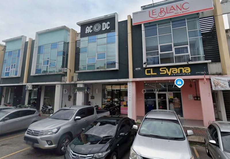 Shop for Sale in Taman Merdeka Permai (Batu Berendam) - Daniel Low - Exterior - PropertyGuru.com.my