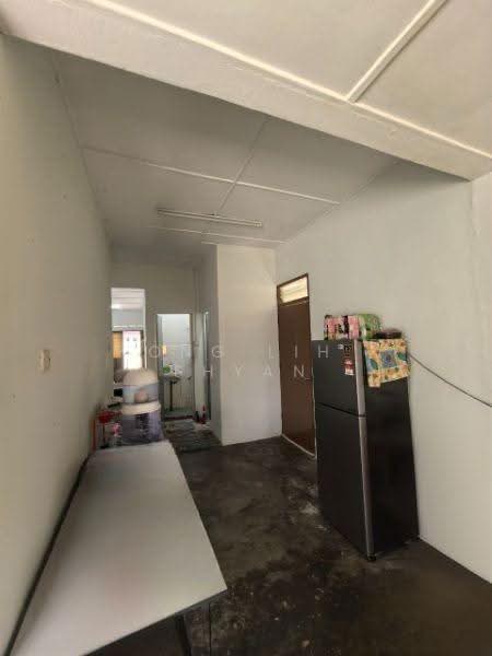 1-storey Terraced House for Sale in Pekan Nanas (Johor) - Ong Lih Shyan - Kitchen - PropertyGuru.com.my
