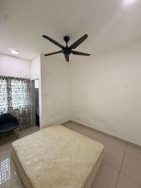 Condominium for Rent at Residensi Zamrud - Nurul Zyra - Bedroom - PropertyGuru.com.my