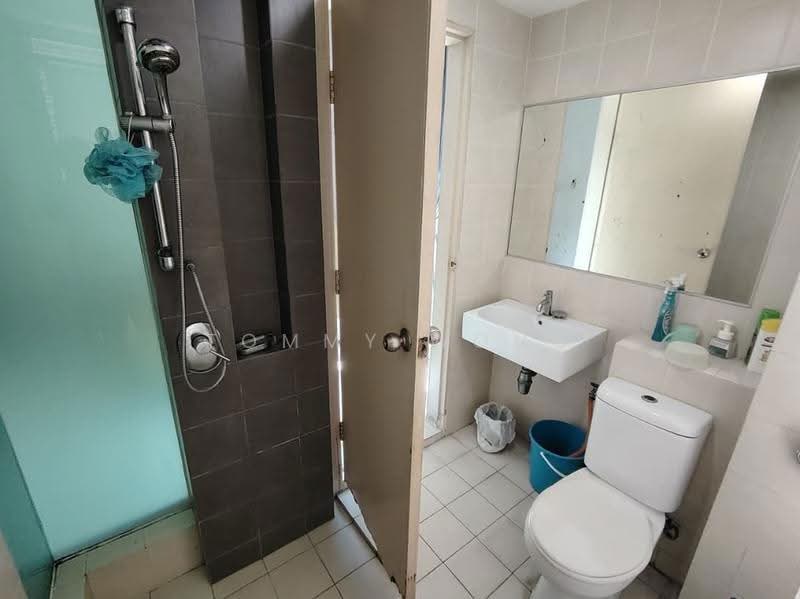 Condominium for Sale at The Peak Suites - Tommy Wong - Bathroom - PropertyGuru.com.my