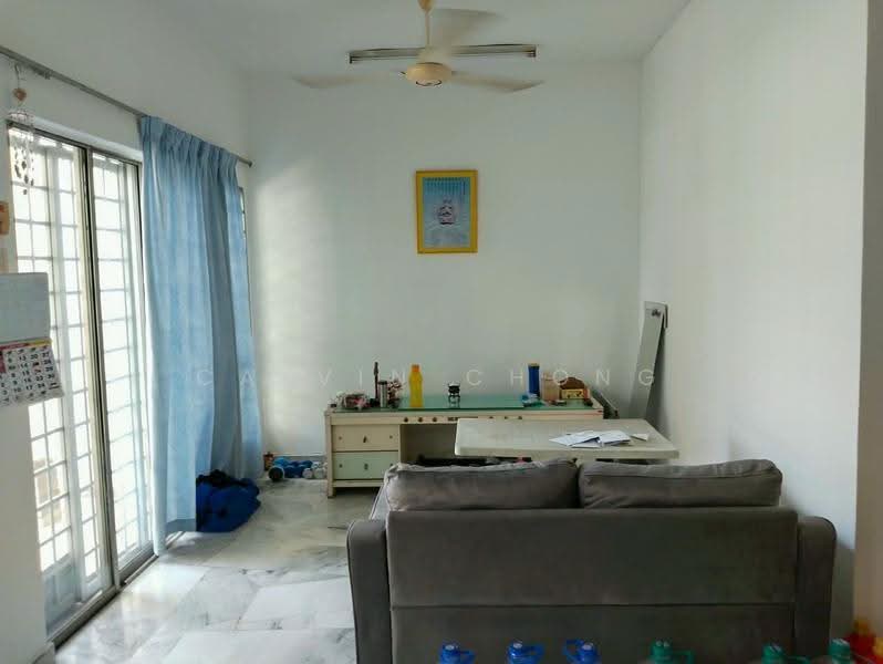 2-storey Terraced House for Sale in Putra Heights (Subang Jaya) - Calvin Chong - Living Room - PropertyGuru.com.my