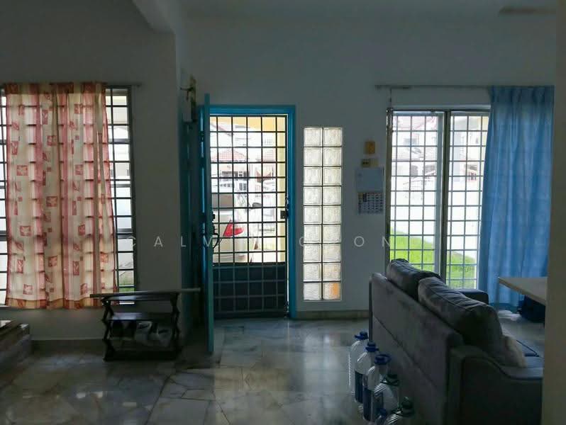 2-storey Terraced House for Sale in Putra Heights (Subang Jaya) - Calvin Chong - Living Room - PropertyGuru.com.my